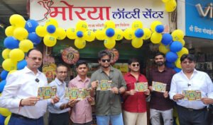 Actor Abhinay Berde Felicitates Stockist and Retailer of Dear Lottery 1st Prize Ticket